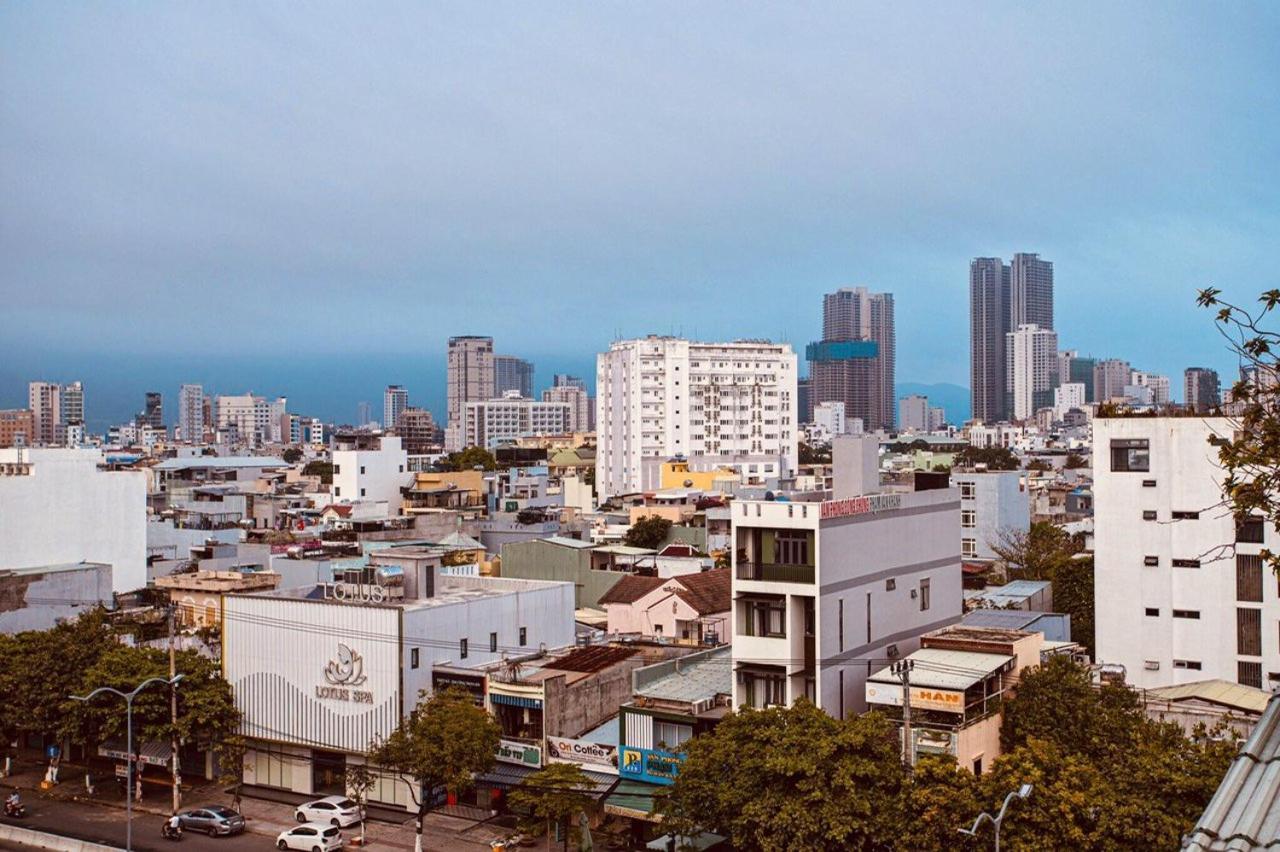 Cong Thuong Hotel Da Nang Bagian luar foto