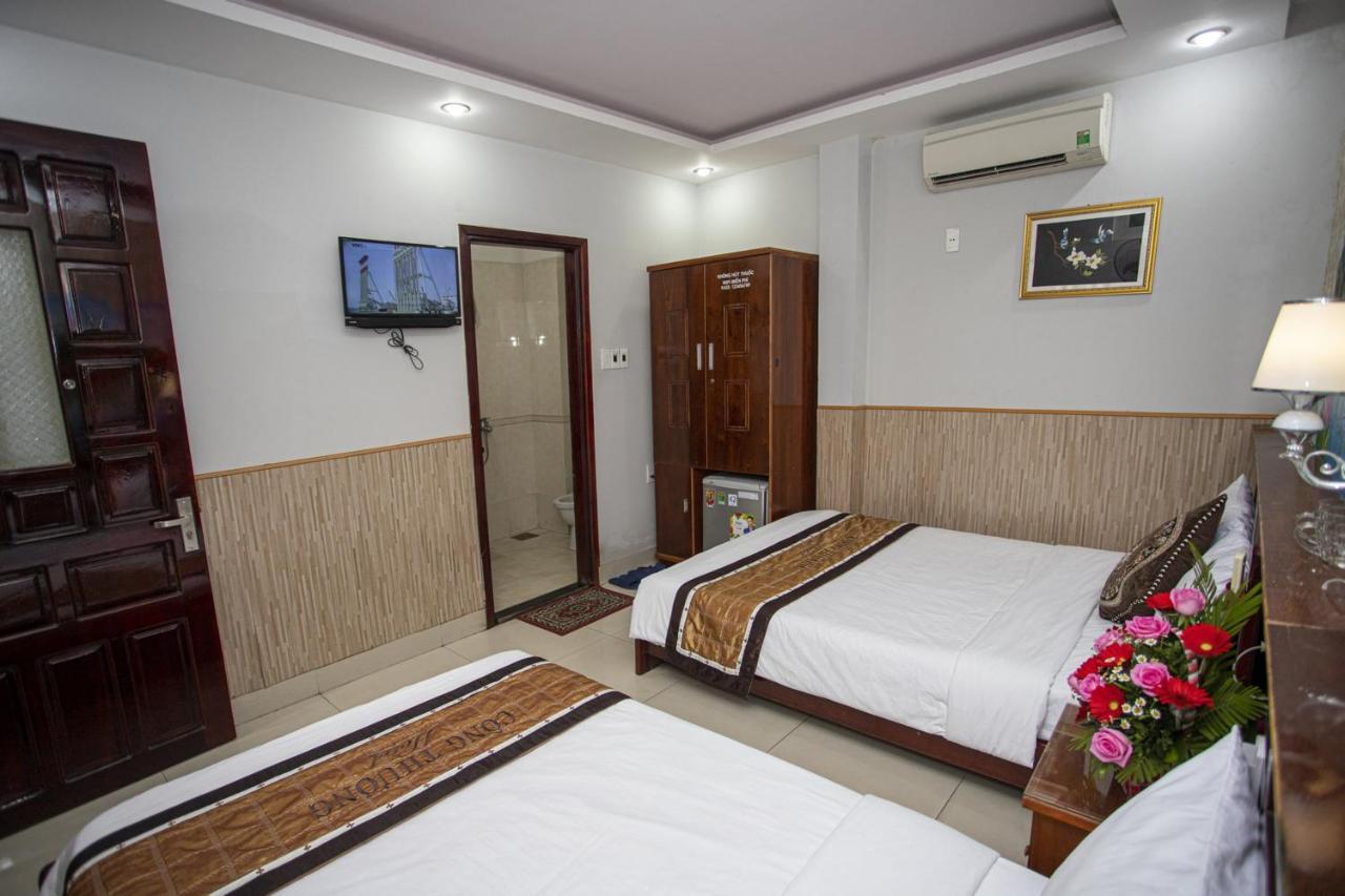 Cong Thuong Hotel Da Nang Bagian luar foto