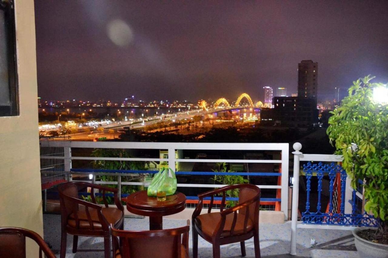 Cong Thuong Hotel Da Nang Bagian luar foto