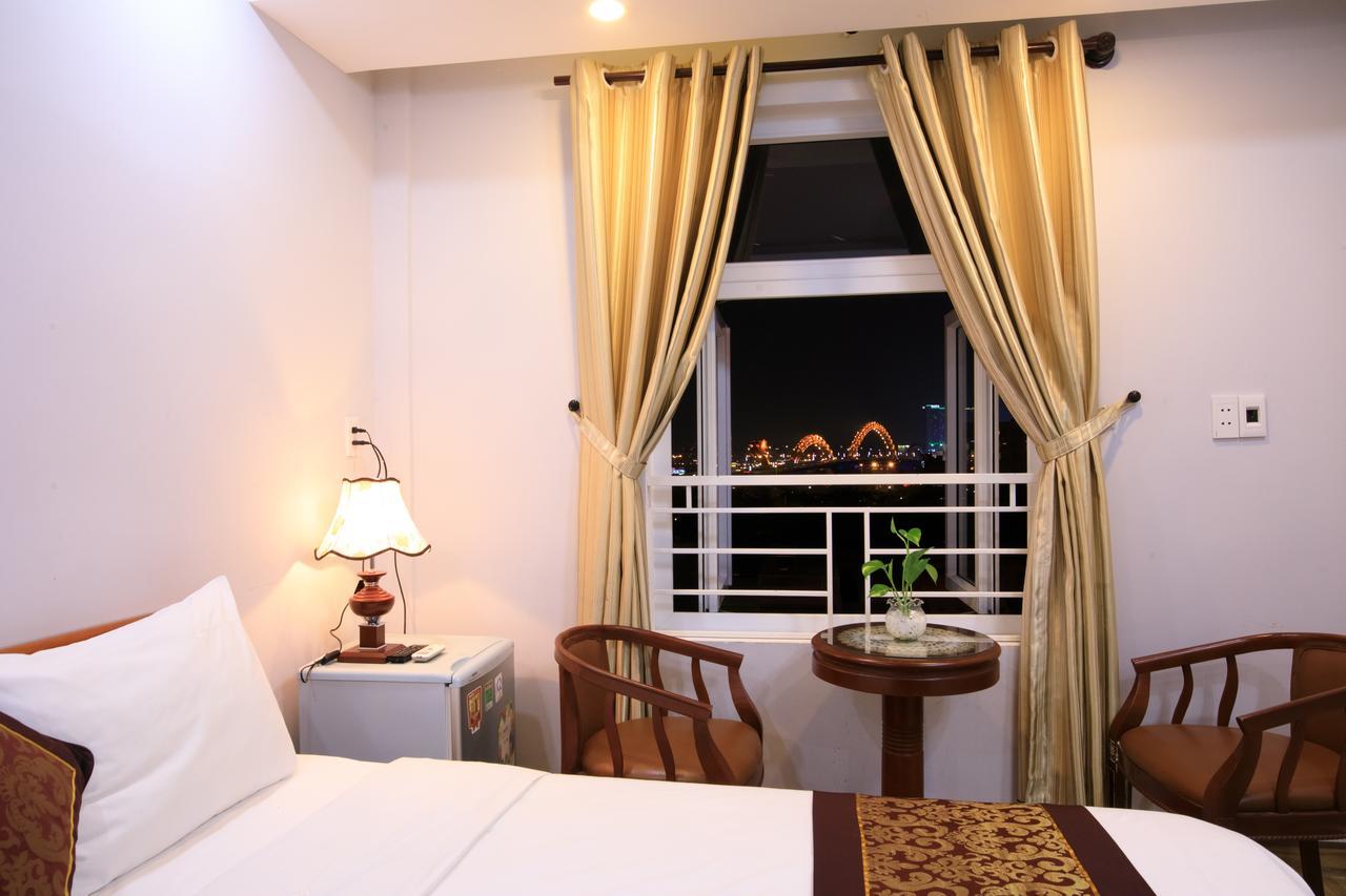 Cong Thuong Hotel Da Nang Bagian luar foto