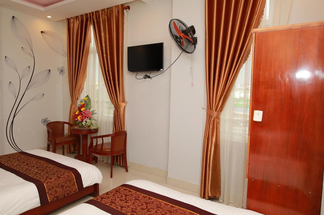 Cong Thuong Hotel Da Nang Bagian luar foto